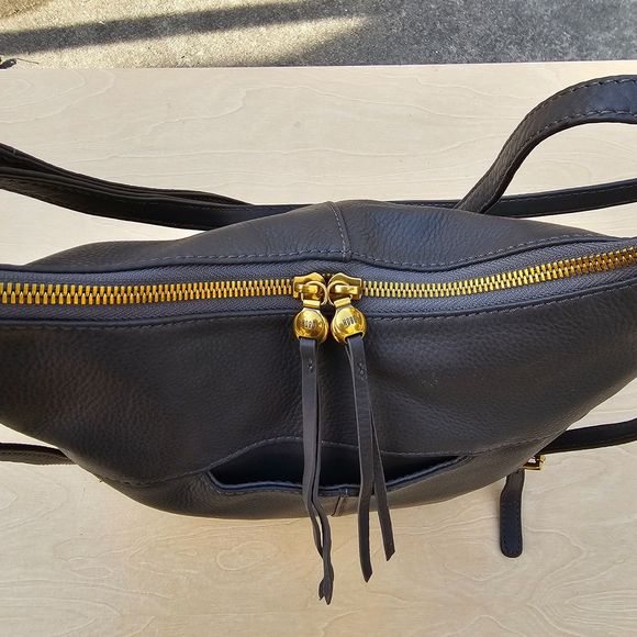 Hobo Merrin Bag Covertible Bag  for Women Genuine Leather, Pristine condition - Picture 9 of 10